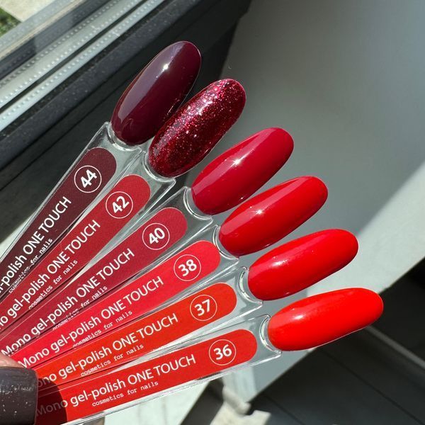 Однофазний вишневий з блискітками гель лак, One Touch, Miss Luna Premium 10 ml, 42 TS13 фото