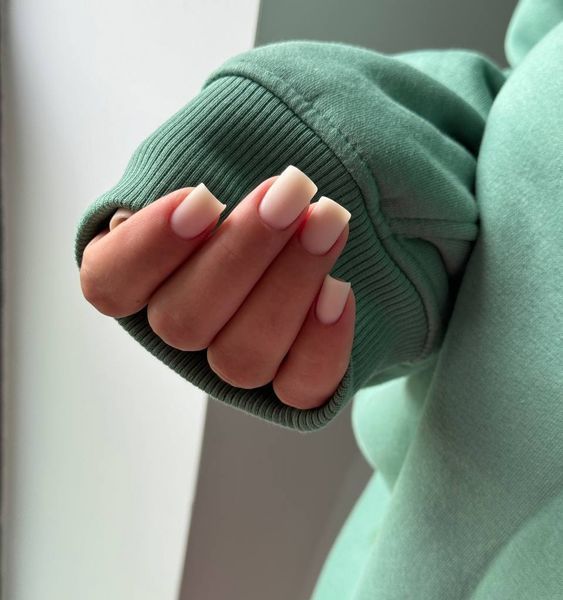 DIS hard gel BEIGE - Твердый бежевый гель для наращивания ногтей,28гр gqqe29 фото